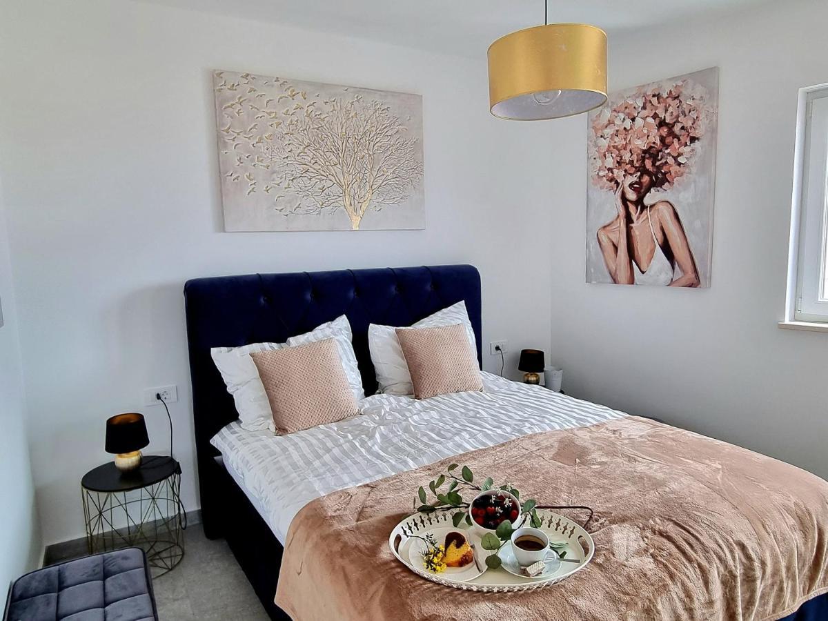 Seaview Apartment Sveti Filip i Jakov Luaran gambar